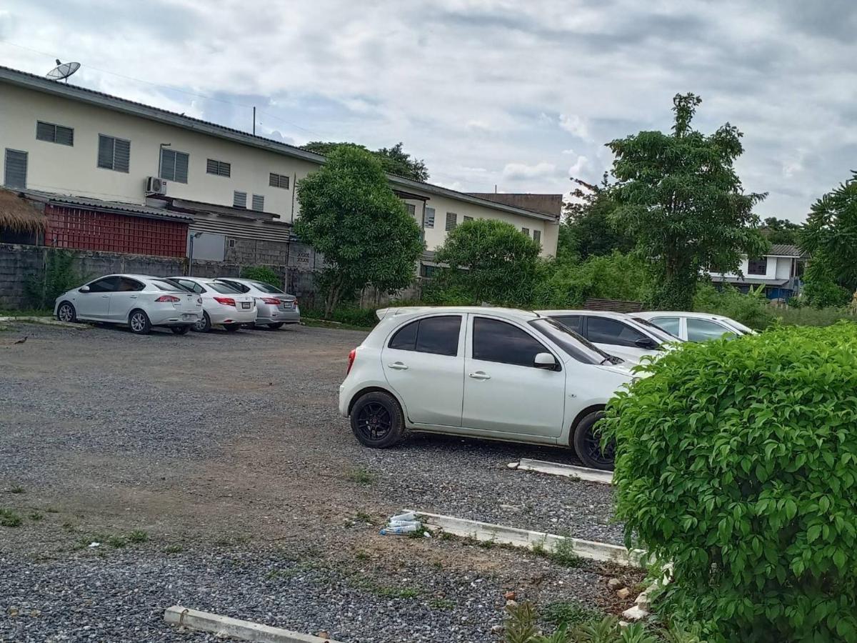 โสดาอพาร์ทเม้นท์​ Apartment Ban Lam Phak Kut ภายนอก รูปภาพ
